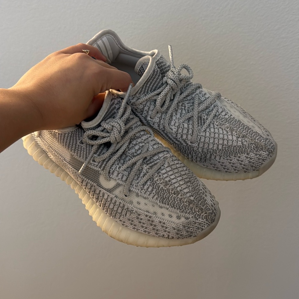 YEEZY Boost 350 V2 Static